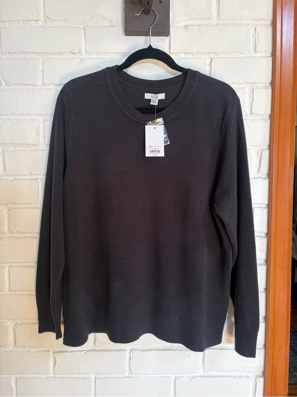 croft & barrow Black Crewneck Pullover